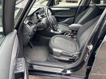 BMW 220 Active Tourer - 11