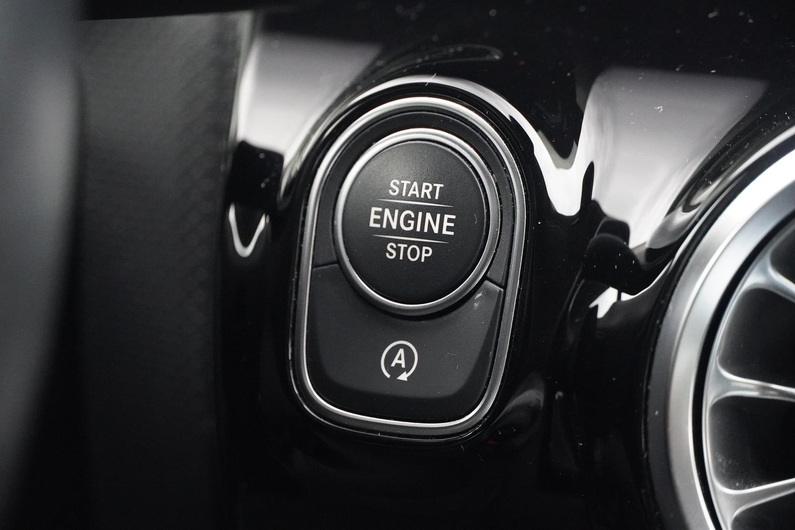 Mercedes-Benz A-Class A180 Progressive LED Navi DAB Sitzheizung, миниатюра 17