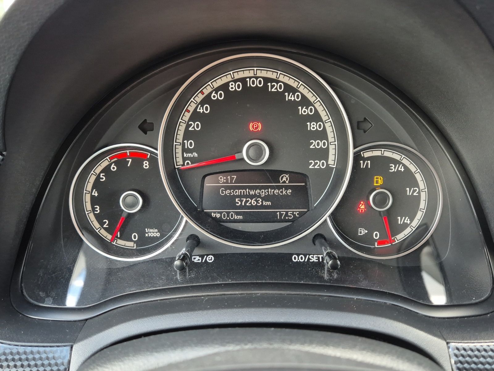 Fahrzeugabbildung Volkswagen up! 1.0 move-up! Klima DAB GRA RFK