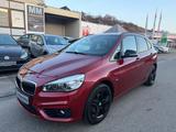 BMW 220 Active Tourer - rote BMW 220 Active Tourer