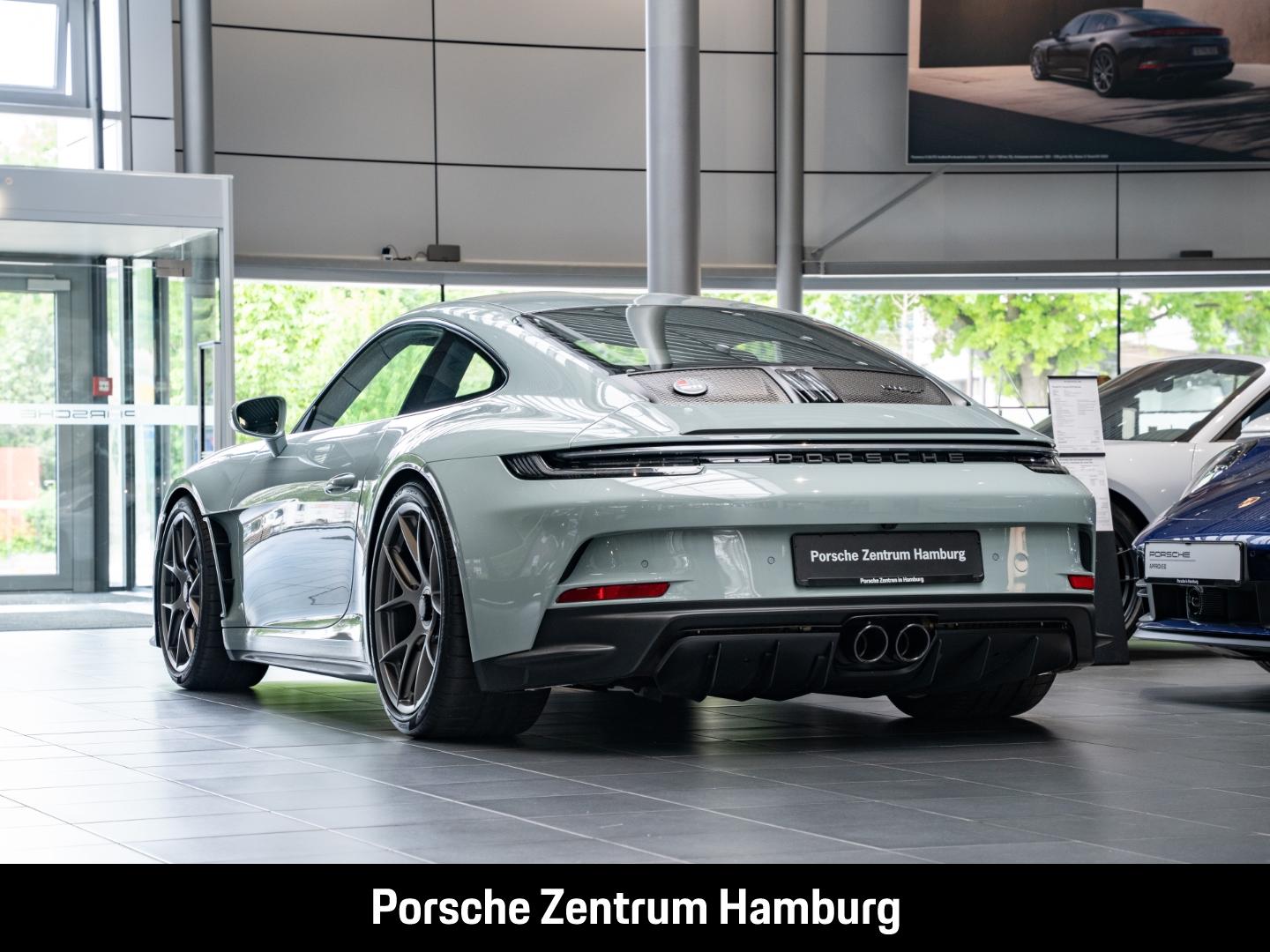 Porsche 992 (911) S T