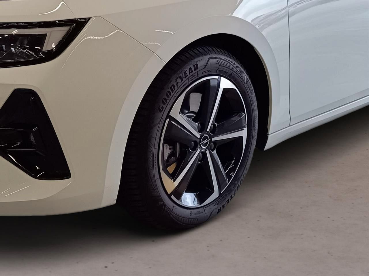 Fahrzeugabbildung Opel Astra L ST GS/Automatik/Navi/Allwetter!