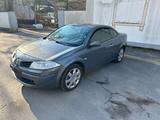 Renault Megane Cabriolet 1.6 Liter Automatik - Renault Megane mit Benzin-Antrieb: Cabrio, Automatik