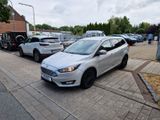 Vorschaubild Ford Focus Turnier Titanium Automatik*NAVI*AHK*SHZ*