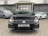 Volkswagen Golf VIII Var. R-Line 1.5 eTSI+DSG+LEDPlus+AHK+A - Volkswagen Golf Tageszulassungen