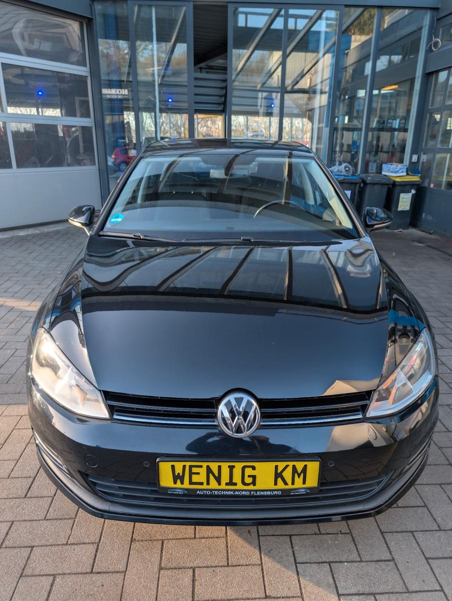 Volkswagen Golf VII Lim. Trendline BMT