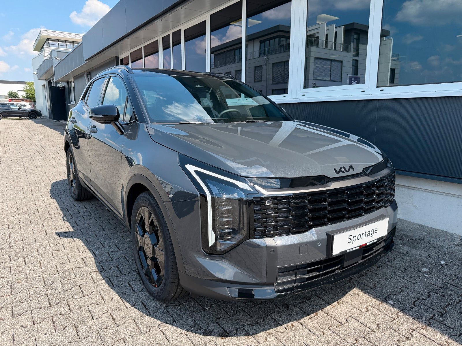 Fahrzeugabbildung Kia Sportage 1.6T 2WD DCT BLACK ED SD