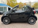 Smart fortwo Cabrio BRABUS Xcl*VOLL*NAVI*JBL*KAM* - Smart ForTwo Brabus mit Benzin-Antrieb