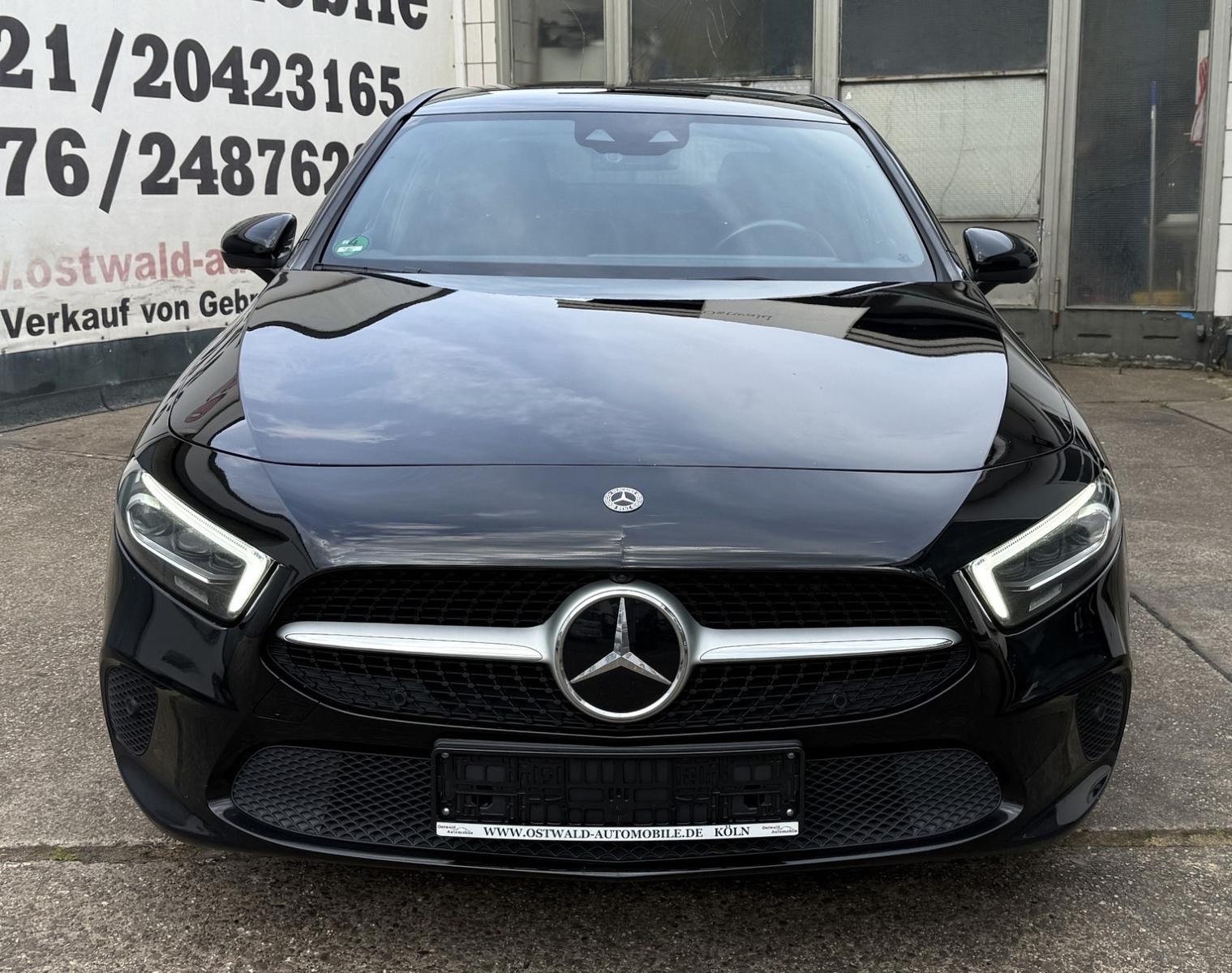 Mercedes-Benz A 200d Lim Aut MBUX LEDER LED 360° KAMERA HeadUp