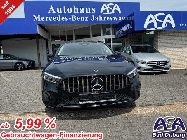 Mercedes-Benz A 180 Modelljahr 2024+Limousine+Night+18 Zoll+Pr