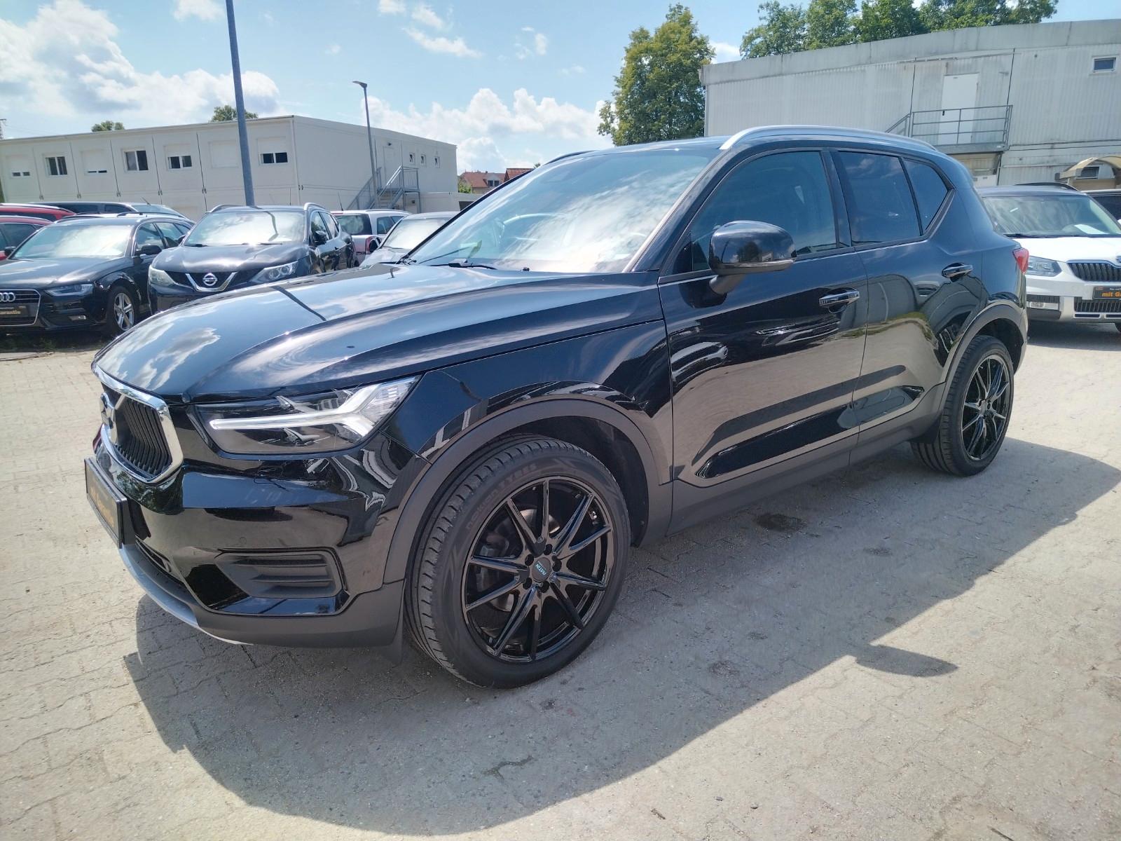 Volvo XC40 Momentum 2WD+TÜV/NEU+GARANTIE+NAVI+ACC+AHK