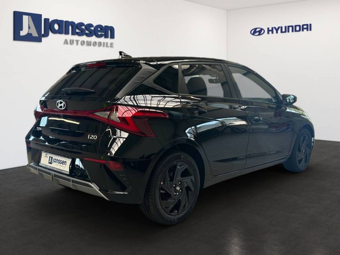Fahrzeugabbildung Hyundai i20 (MY26) 1.0 T-GDI (90 PS) 7-DCT Blackline