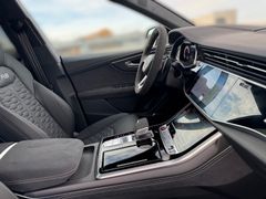 AUDI RSQ8 Performance /Pano/V-Max/25 % %%% AUDI RSQ8 Performance /Pano/V-Max/25 % %%%