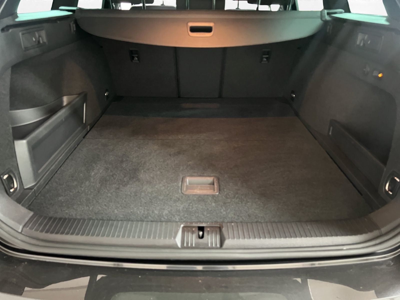 Volkswagen Passat Variant - Bild 22