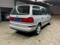 VW Sharan 1.8T 150PS 7 Sitze 128Tkm Zahnriemen neu