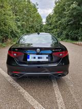 Alfa Romeo Giulia Veloce 2.0 Turbo 16V 280 PS  AT8 - Q4 ... - Alfa Romeo Giulia in München