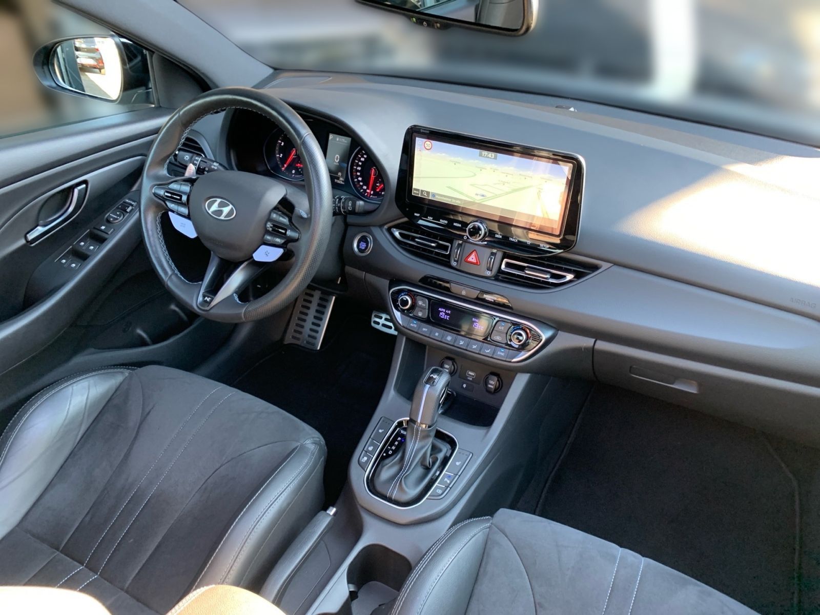 Fahrzeugabbildung Hyundai i30 2.0 T-GDI 8-DCT N Performance Pano N-Sitze