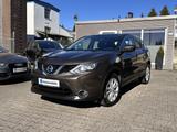 Nissan Qashqai 1.5 dCi Acenta 4x4 Kam.*Navi*AHK - Nissan Qashqai mit Diesel-Antrieb: Acenta