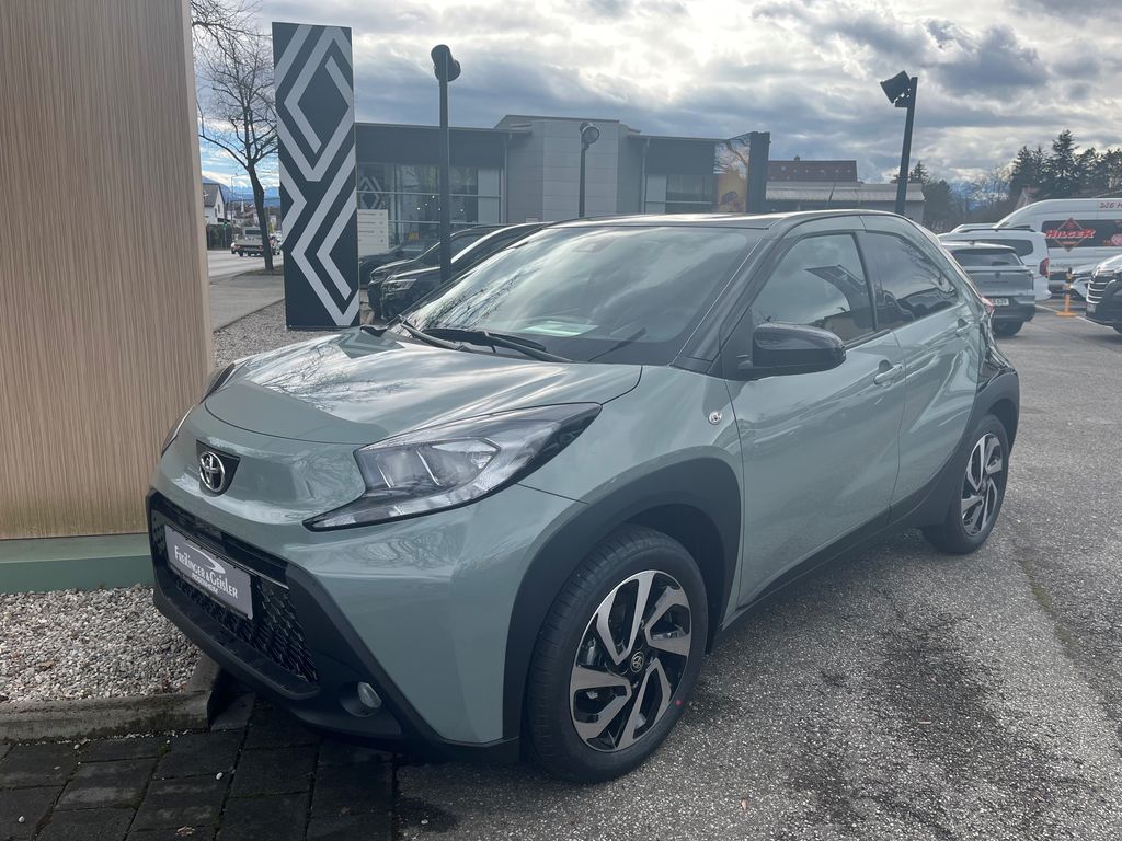 Toyota Aygo X 4x SOFORT VERFÜGBAR Team D 1,0-l-VVT-i