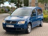 Volkswagen Caddy Maxi Life Team. 7 Sitze. NAVI. PDC. AHK - Volkswagen Caddy aus 2010: Maxi
