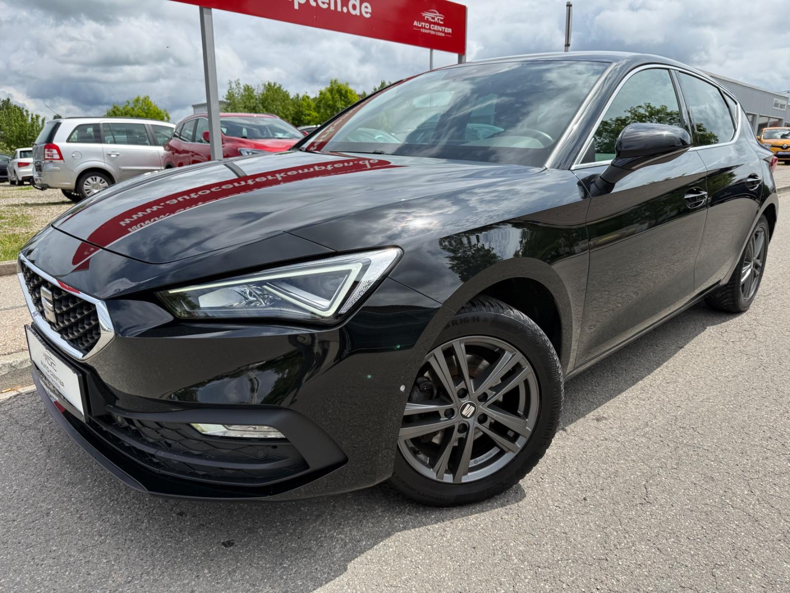 Seat Leon Style*Voll-LED*Spurhalteass.*8-fach