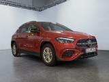 Mercedes-Benz GLA 200 AMG NIGHT AHK DISTR KAMERA PANO SPUR PDC - Mercedes-Benz mit Benzin-Antrieb: Rot, Geländewagen