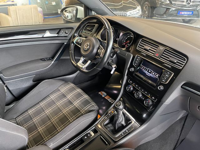 Volkswagen Golf VII Lim. GTD BMT *NAVI*SZHZ*PDC*BI-XENON*