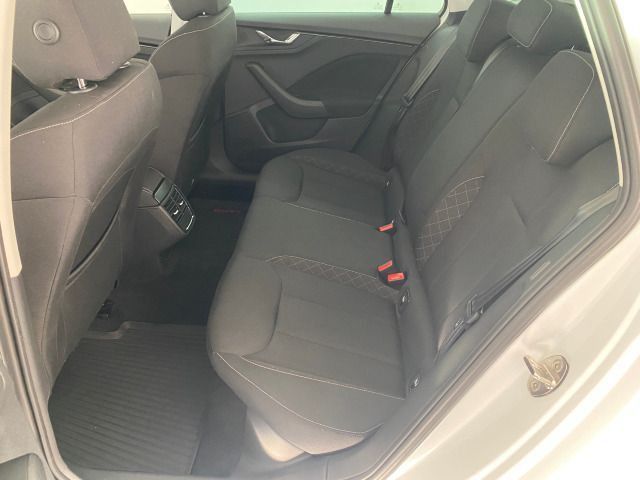 Kamiq DRIVE 125 1.0 TSI NAVI+LED+SHZ