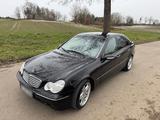 Mercedes-Benz Mercedes C 220 Diesel - gebrauchte Mercedes-Benz C 220 aus dem Jahr 2002