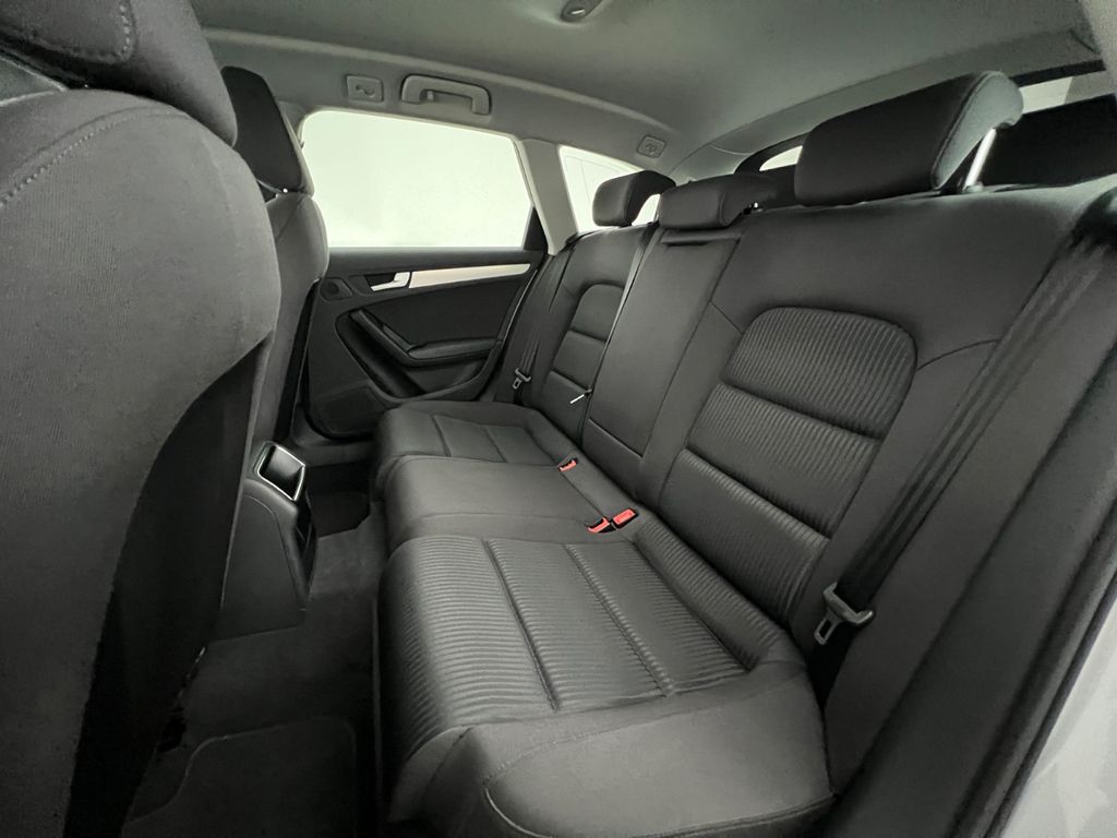 AUDI A4 2.0 TDI Avant / NUR 69.tKM / 1.HD / GARANTIE AUDI A4 2.0 TDI Avant / NUR 69.tKM / 1.HD / GARANTIE