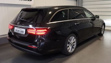 Mercedes E 200 - 9