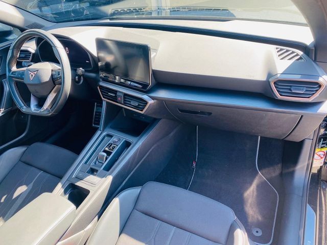 Fahrzeugabbildung CUPRA Leon e-Hybrid VIRTU+LED+NAVI+SHZ+DAB+ACC+PDC+