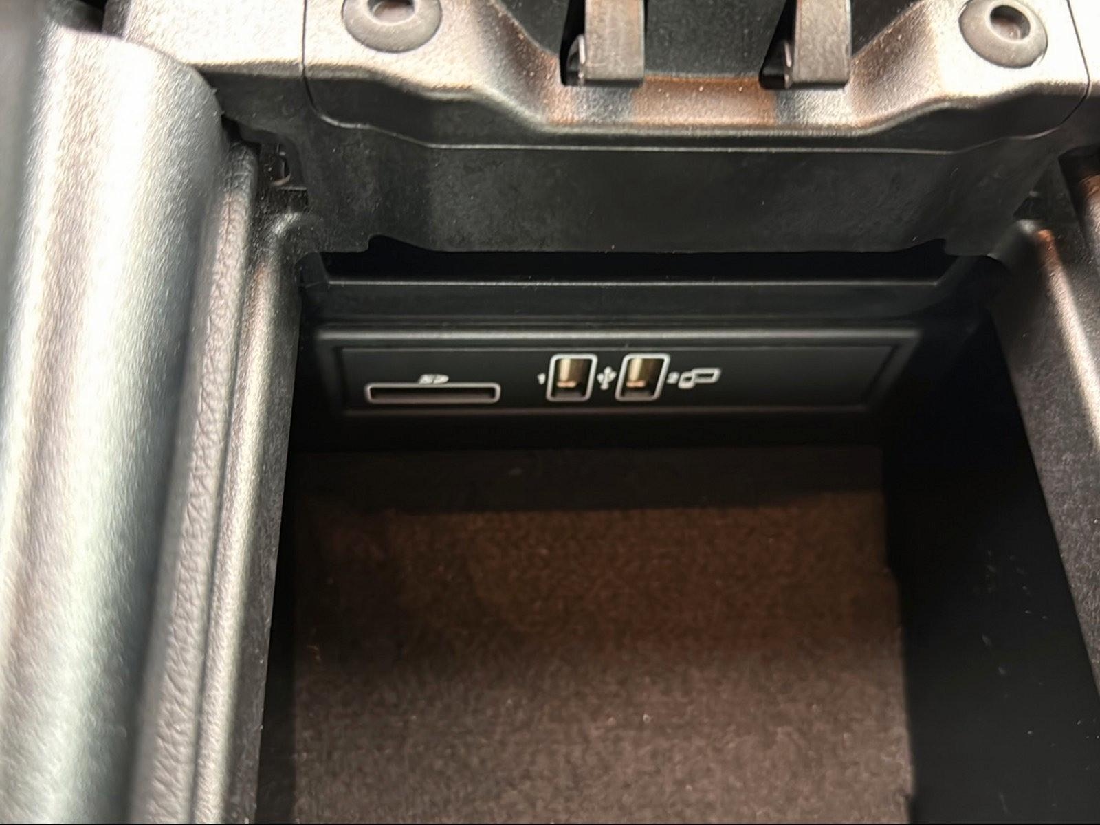 Mercedes-Benz CLS 300d - ABS - LED - KAM