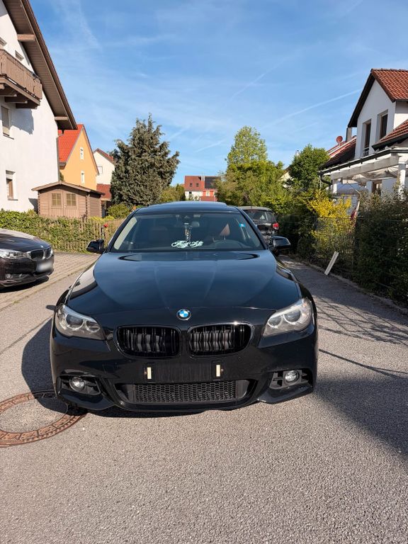 Image of BMW 530