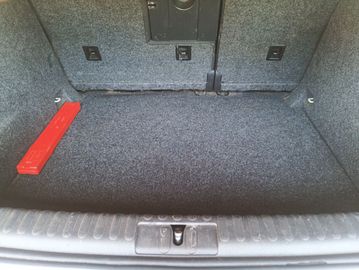 Volkswagen Tiguan - 8