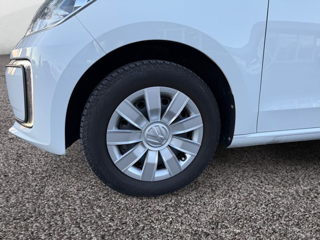 Fahrzeugabbildung Volkswagen e-up Rückfahrkamera Winterpaket