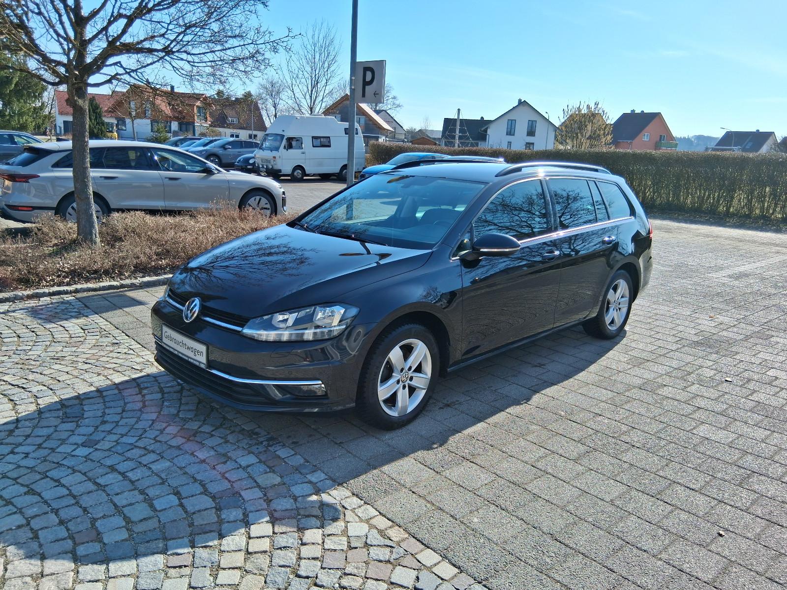 Volkswagen Golf VII Variant Comfortline Benzin 125PS 6-Gang