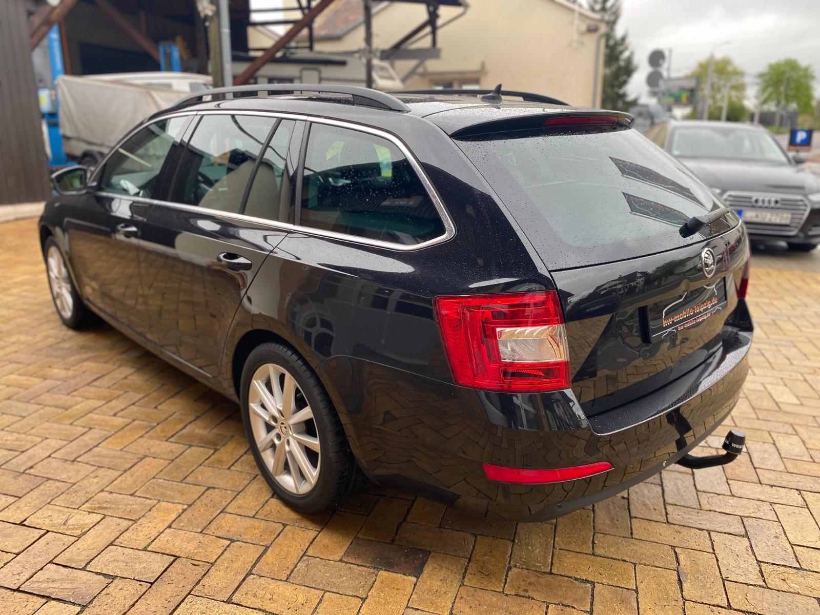 Skoda Octavia 2.0 TDI Combi Style BiXenon PDC AHK SHZ