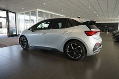 CUPRA Born Edition Dynamic | Navi | ACC | 360° CUPRA Born Edition Dynamic | Navi | ACC | 360°