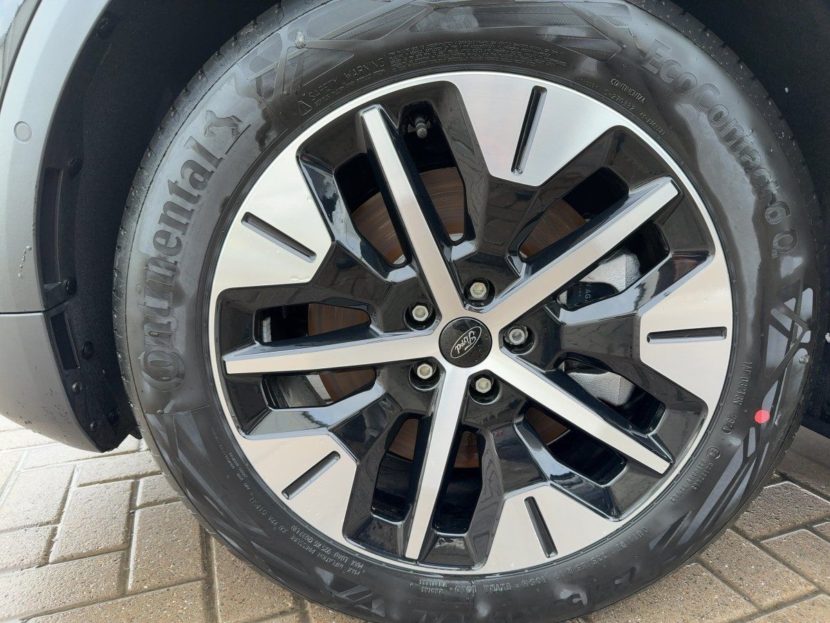 Ford Explorer - Bild 12