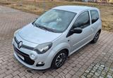 Renault Twingo Expression 1.2 LEV 16V 75 eco2 Expression - silberne Renault Twingo
