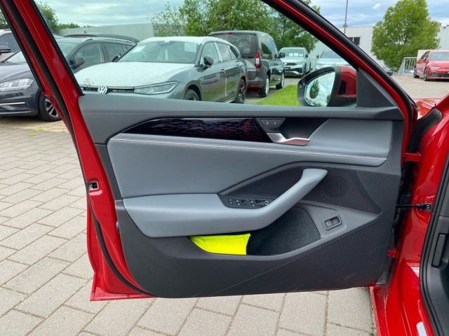 Passat Elegance 2.0 TDI StandHZG AHK Panodach Na