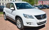 Volkswagen Tiguan Sport & Style 4Motion 2.0 TDI Automatik - gebrauchte VW Tiguan aus dem Jahr 2010