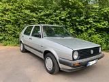Volkswagen Golf II Oldtimer, H-Zulassung - Volkswagen Golf Kleinwagen Ii mit Benzin-Antrieb