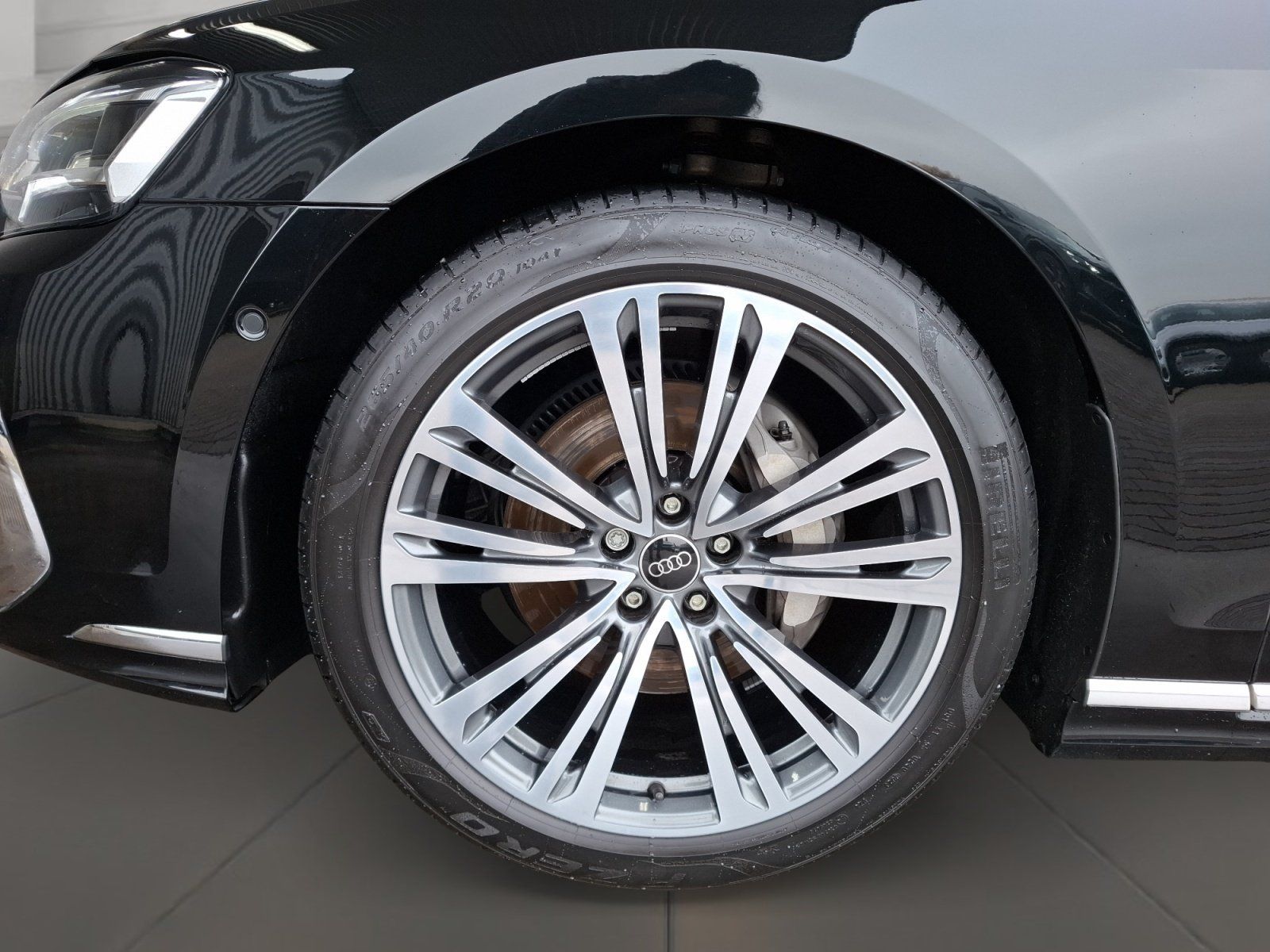 Audi A8 - Bild 6