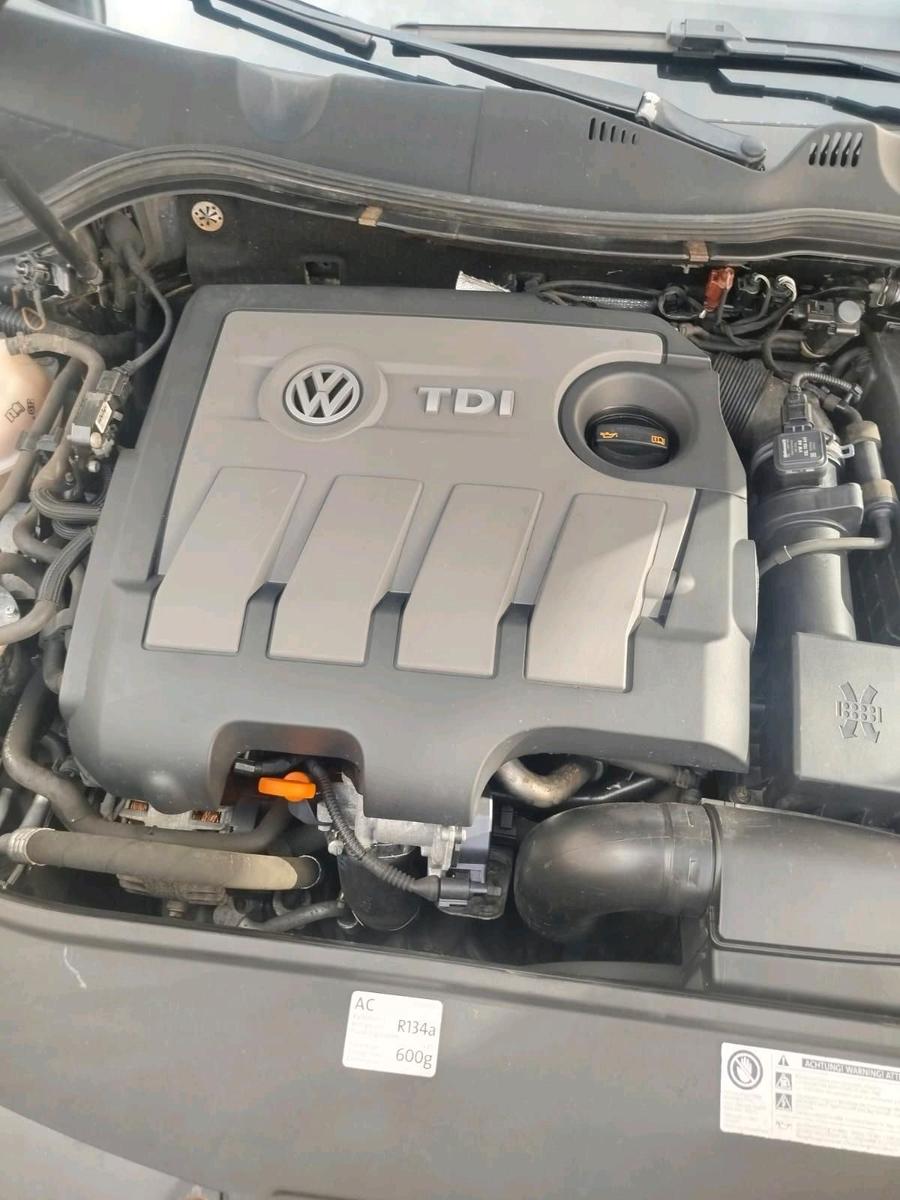 Volkswagen Passat 2011 — photo 6