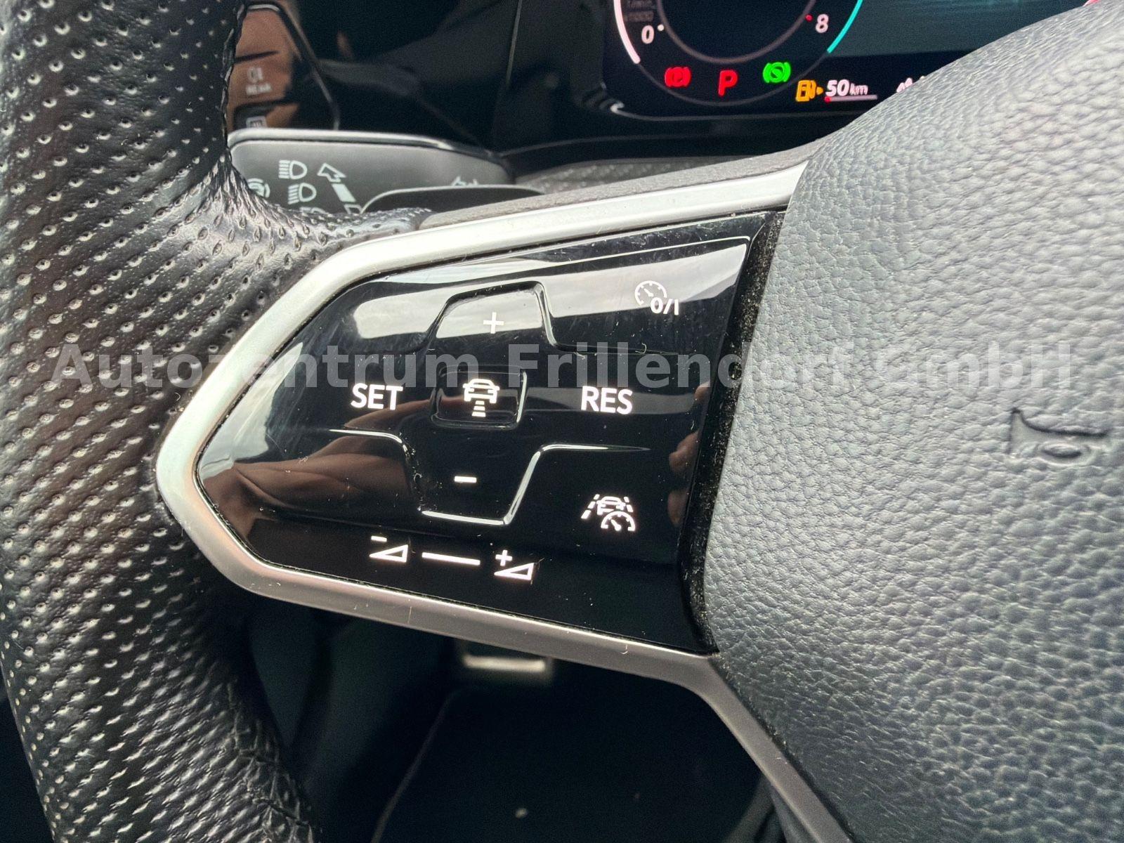 Volkswagen Golf VIII Lim. R-Line eTSI AUTOMATIK/LED/NAVI!!!, миниатюра 22