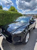 Jaguar E-Pace D150 4WD Auto - - schwarze Jaguar E-Pace