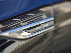 Fahrzeugabbildung Talisman Grandtour Initiale Paris 2.0 BLUE dCi 1