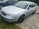 Ford Mondeo 2.0 Ambiente Ambiente - Ford Mondeo aus 2002: 2.0